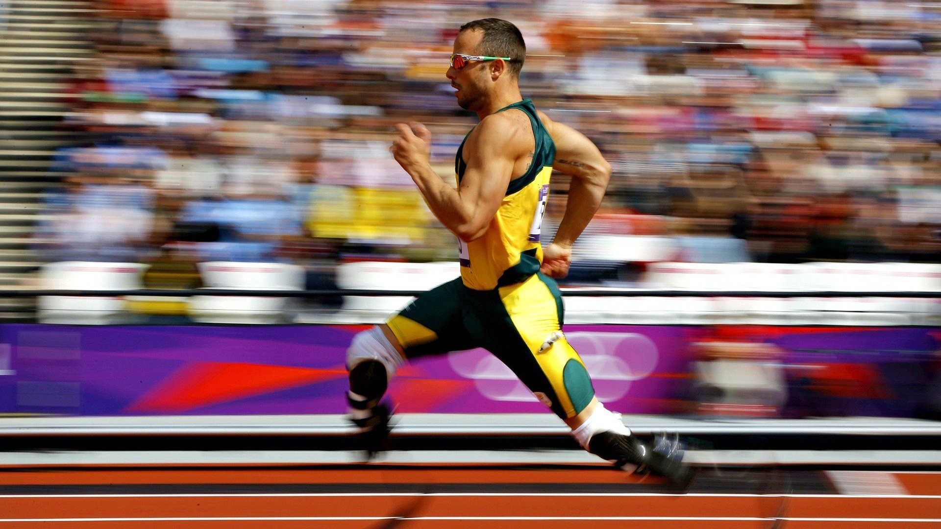 独家专访：某某球员谈未来目标与心路历程